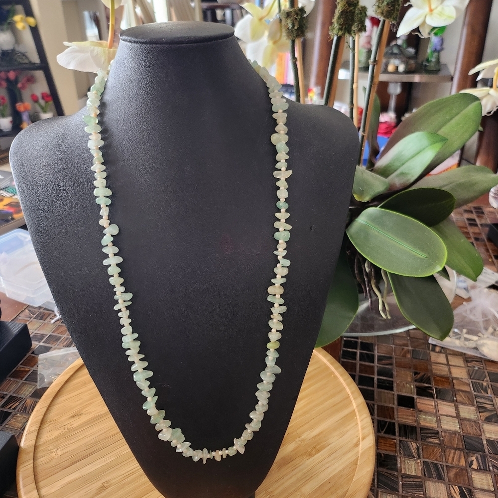 Dauplaise aquamarine necklace
